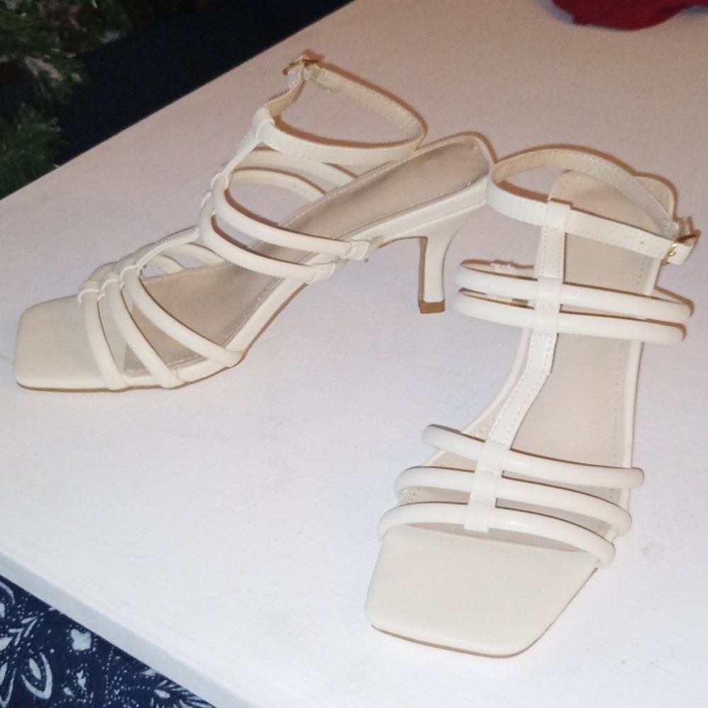 Coutgo Womens Kitten Heel Gladiator Sandals